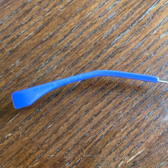 Fendi Cat-eye Sunglasses - Picture 5 of 5